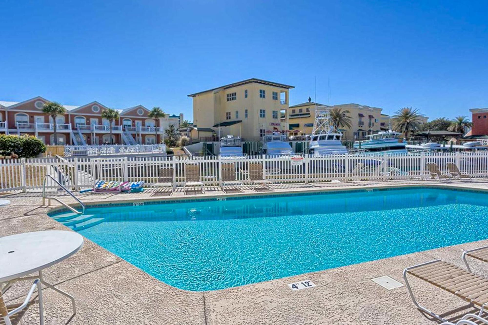 Vila Charter Landing Orange Beach Pokoj fotografie